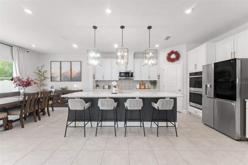 5 bedroom Single Family Residence at 602 Rominger Loop, Hamrick Estates, Apopka — photo 4