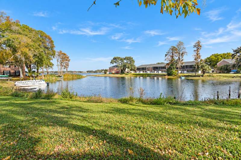 2 bedroom Townhouse at 13741 Juniper Blossom Drive, Whispering Oaks, Tampa — photo 2