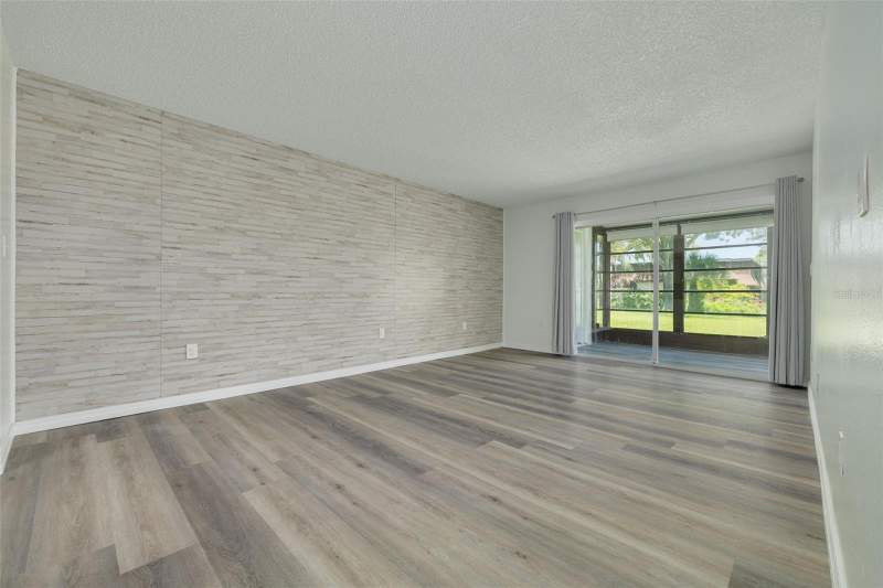 2 bedroom Condominium at 7131 Dell Road #2, Magnolia Valley, New Port Richey — photo 5