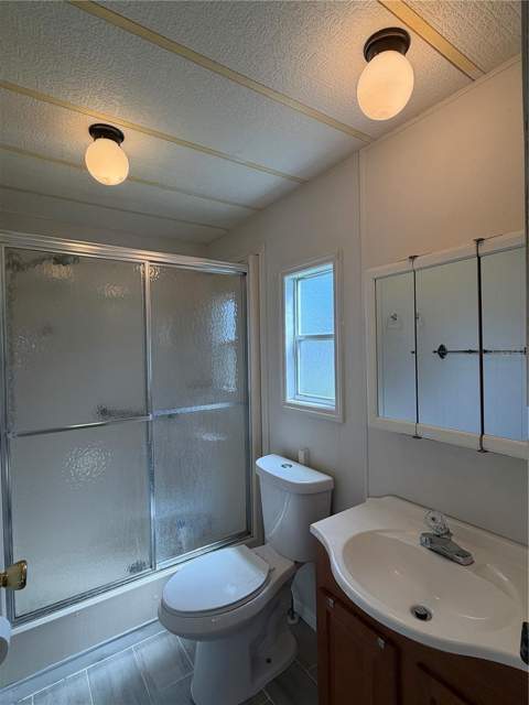 925 Beechwood Avenue, Lady Lake FL - photo 18 of 26