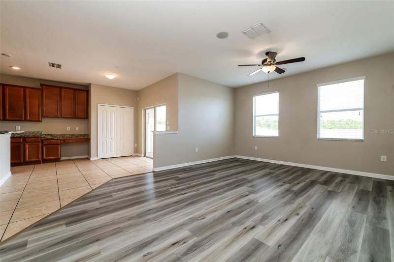 5 bedroom Single Family Residence at 2322 Dovesong Trace Drive, Hawks Point Ph S-2, Ruskin — photo 5