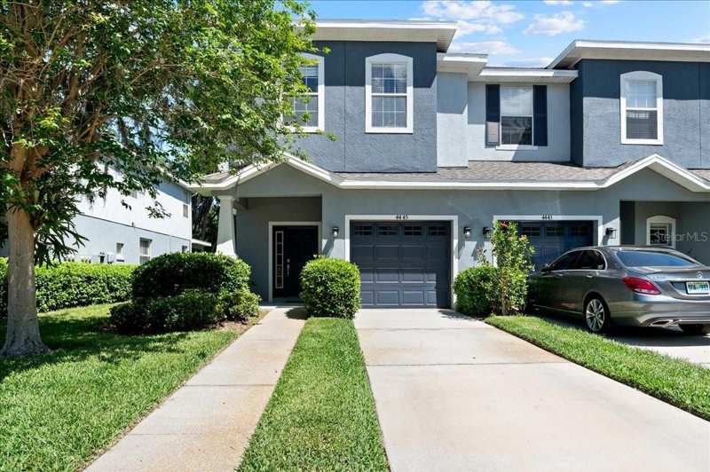 3 bedroom Townhouse at 4445 Amberly Oaks Court, Amberly Oaks Twnhms, Tampa — photo 1