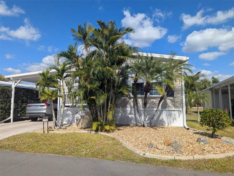 2 bedroom Manufactured Home at 2100 Kings Hwy #1094, Maple Leaf Estates, Port Charlotte — photo 2