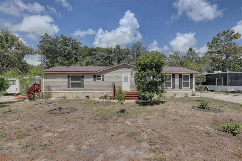 3 bedroom Manufactured Home at 9501 Estelle Street, Moon Lake Estates, New Port Richey — photo 1