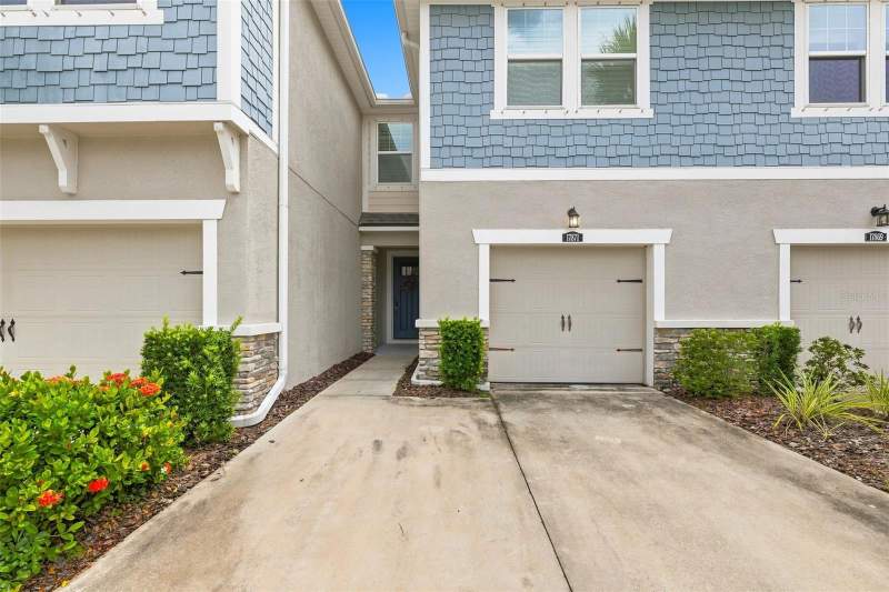 3 bedroom Townhouse at 17871 Stella Moon Place, Lakeshore Preserve, Lutz — photo 2