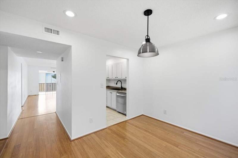 2 bedroom Condominium at 2060 Marilyn Street #236, Marilyn Pines Condo Apts, Clearwater — photo 3