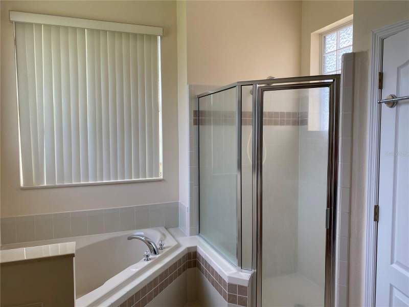 7 bedroom Single Family Residence at 12934 Colonnade Circle, Timberlane Ph I Sub, Clermont — photo 3