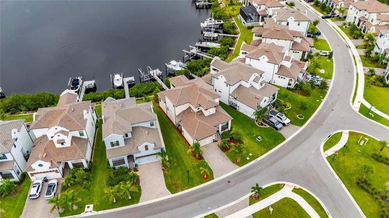 4 bedroom Single Family Residence at 1074 Seagrape Drive, Antigua Cove Ph 3B, Ruskin — photo 5