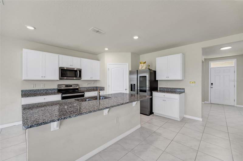5 bedroom Single Family Residence at 529 Talisi Loop, Summerly Ph 2, St Cloud — photo 4