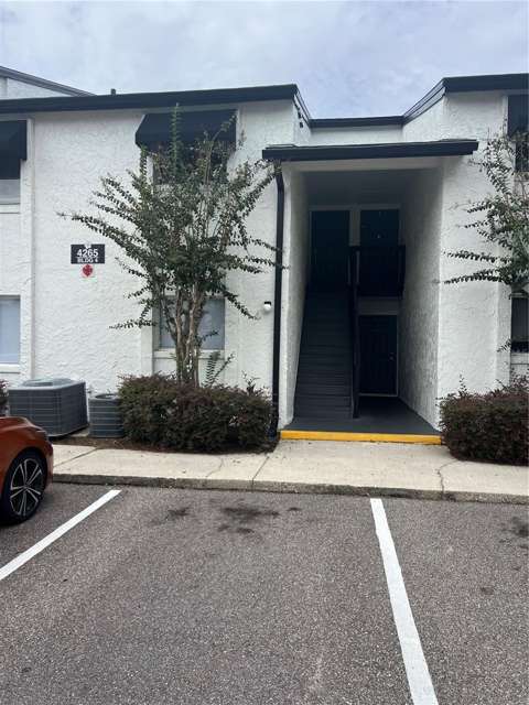 4265 S Semoran Boulevard #4, home for sale on S Semoran Boulevard