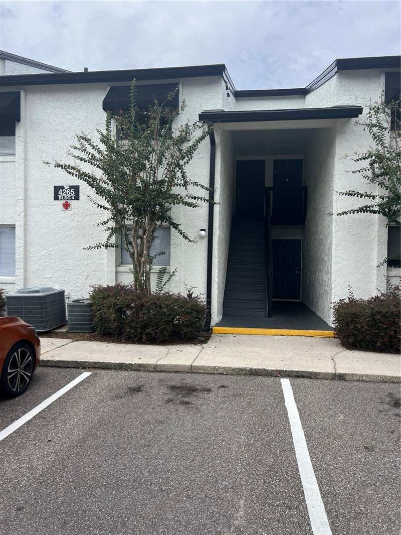 2 bedroom Condominium at 4265 S Semoran Boulevard #4, Avalon, Orlando — photo 1