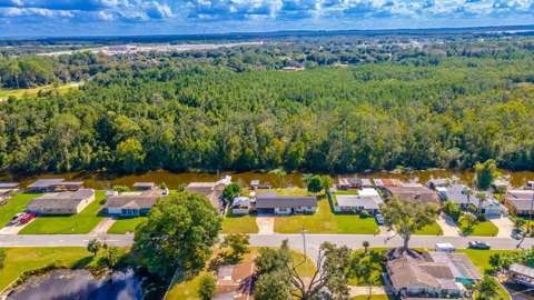 13524 Country Club Drive, home for sale in Tavares 32778