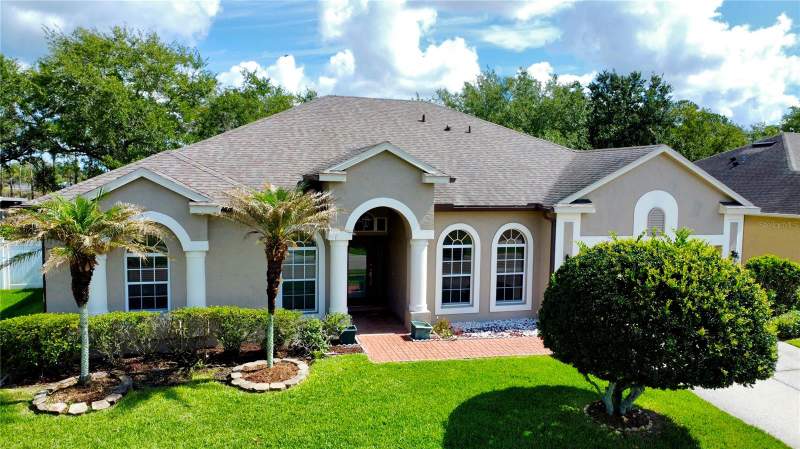 529 BELHAVEN FALLS DRIVE home for sale in Brookestone