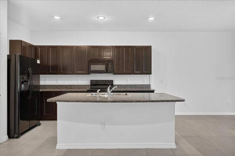 3 bedroom Townhouse at 8655 Falling Blue Place, Eagle Palm Ph 3B, Riverview — photo 3