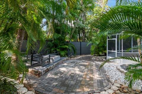 940 Wisconsin Avenue, Palm Harbor FL - photo 9 of 71