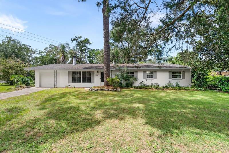 4 bedroom Single Family Residence at 1804 NW 36th Terrace, Madison Park, Gainesville — photo 2