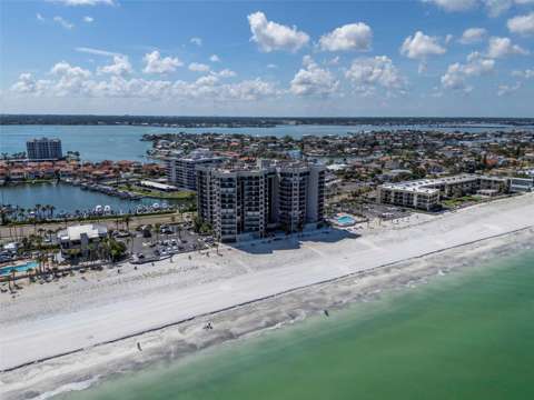 1660 Gulf Boulevard #407, gated community for sale in Clearwater Beach