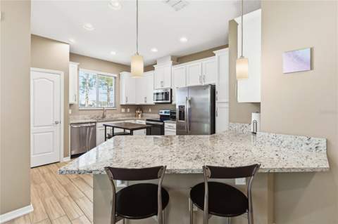 2618 White Isle Lane, Orlando FL - photo 6 of 38