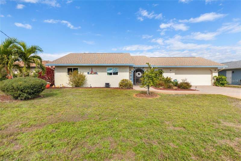 3 bedroom Single Family Residence at 774 Spring Lake Boulevard, Port Charlotte Sec 018, Port Charlotte — photo 2