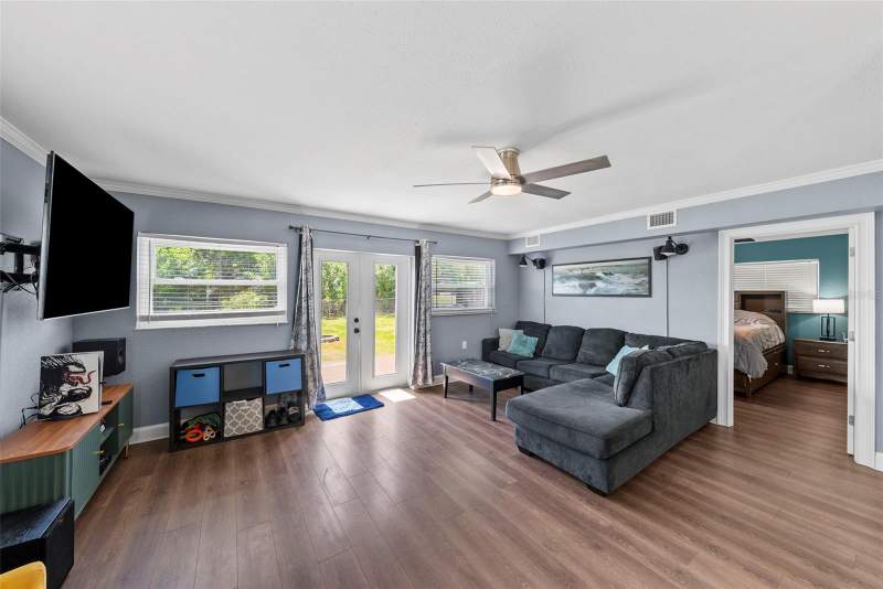 3 bedroom Single Family Residence at 824 61st Avenue, Edgemoor Estates, St Petersburg — photo 5