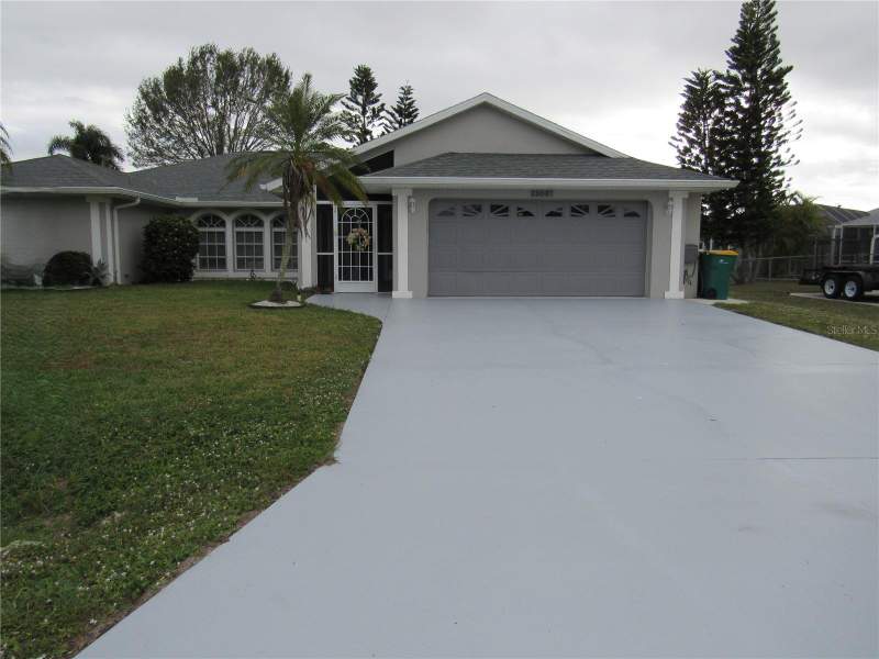 3 bedroom Single Family Residence at 23081 Ambassador Avenue, Port Charlotte Sec 015, Port Charlotte — photo 3