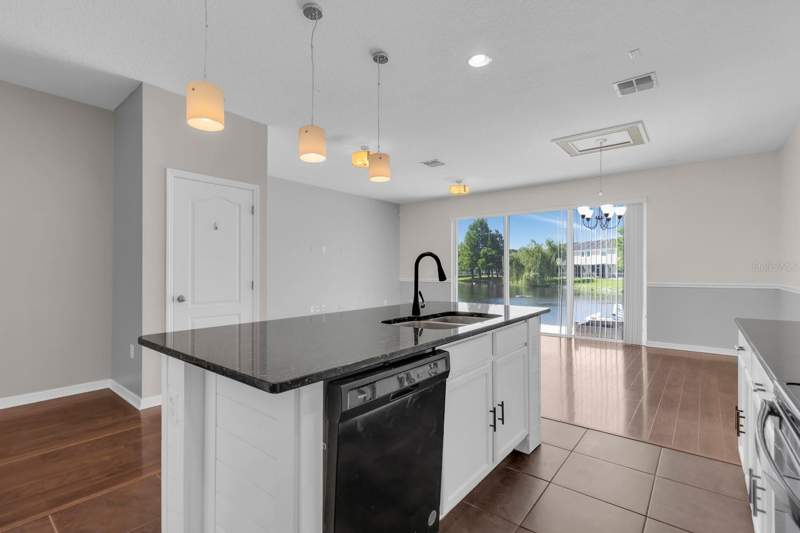 3 bedroom Townhouse at 2726 River Landing Drive, Riverview Twnhms Ph II, Sanford — photo 5