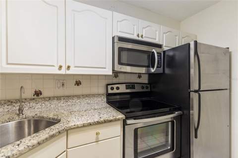3232 Lake Pine Way #B1, Tarpon Springs FL - photo 8 of 28