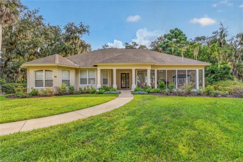 3 bedroom Single Family Residence at 9211 Silver Lake Drive, Silver Lake Estates, Leesburg — photo 1