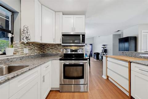 3916 Blooming Hill Lane, Palm Harbor FL - photo 15 of 43