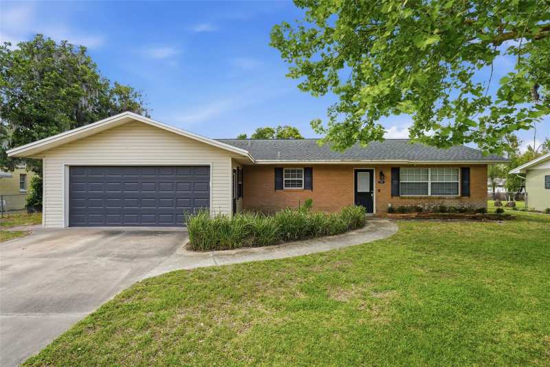 3 bedroom Single Family Residence at 3996 Lake Eleanor Dr, Golden Heights 2nd Add Sub, Mount Dora — photo 1