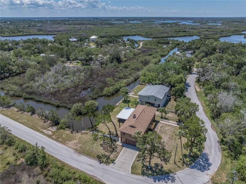 2 bedroom Single Family Residence at 1517 S Fishcreek Point, Crystal River, Crystal River — photo 3