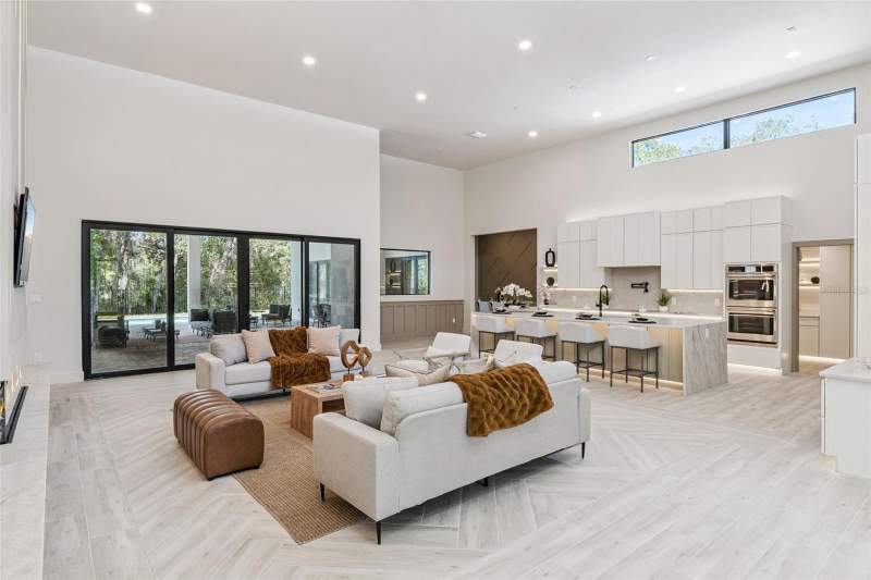 6 bedroom Single Family Residence at 1447 BIRD ROAD, TALIS CROSSING, WINTER SPRINGS — photo 4
