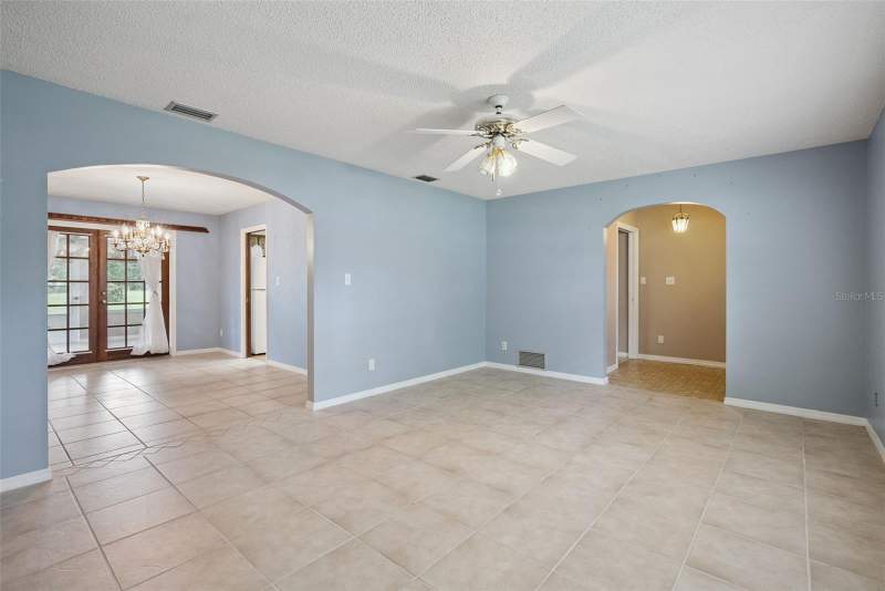 4 bedroom Single Family Residence at 1452 DINGENS AVENUE, GOTHA TOWN, WINDERMERE — photo 4