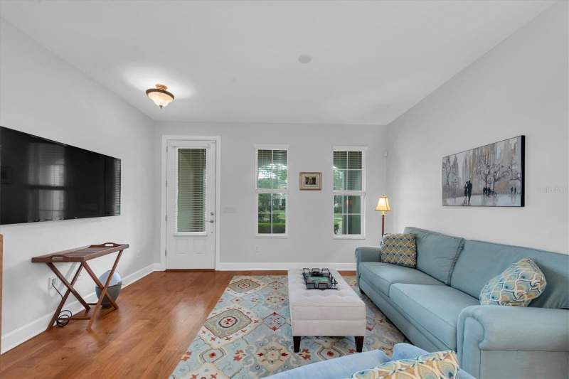 3 bedroom Single Family Residence at 208 Cutlass Way, Hayes Park Village, Oldsmar — photo 3