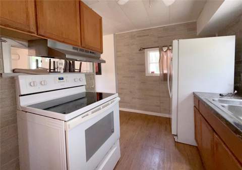 25309 Bartholomew Street, Christmas FL - photo 8 of 12