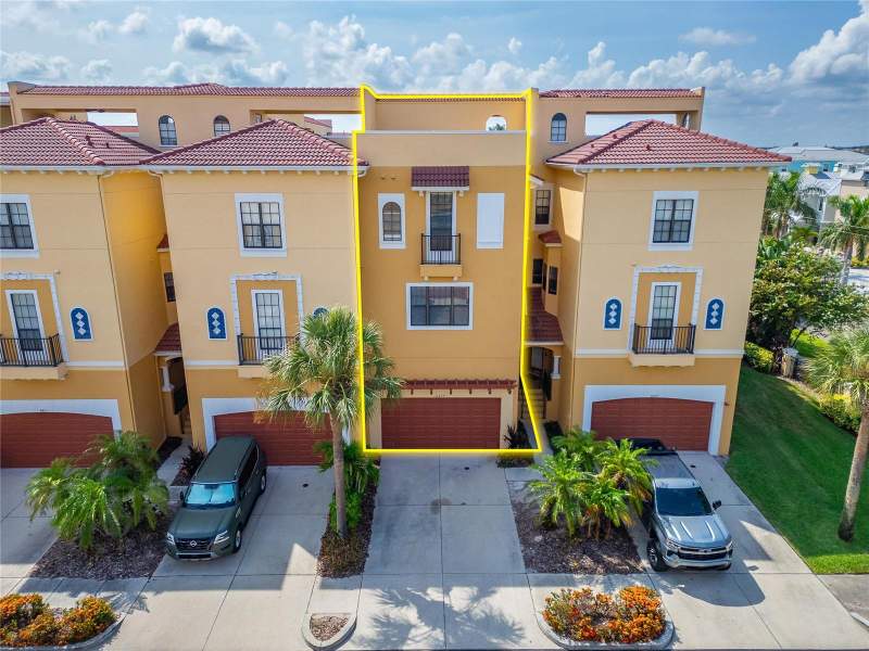 4 bedroom Townhouse at 6407 Mayra Shores Lane, Brisa Del Mar Twnhms, Apollo Beach — photo 4