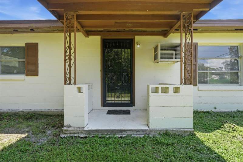 2 bedroom Single Family Residence at 45828 Deer Street, Forestview, Paisley — photo 3