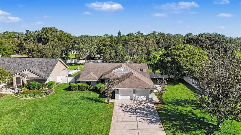 3 bedroom Single Family Residence at 8807 Wellesly Court, Lake Grace Estates, Odessa — photo 4
