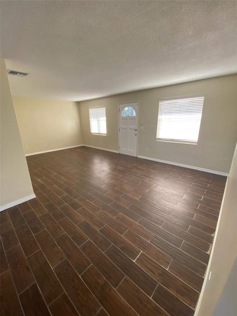 2 bedroom Single Family Residence at 803 Haselton Street, Milky Way Add No 1, Eustis — photo 2