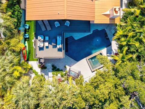 506 58Th Street, luxury home for sale in Holmes Beach