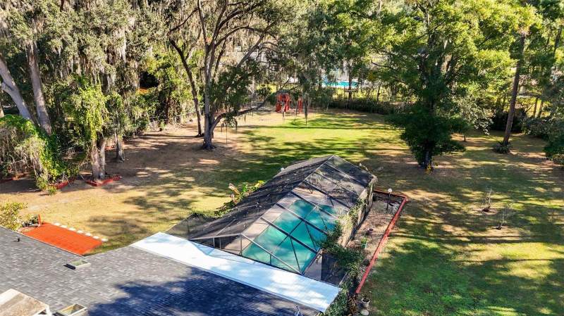 4 bedroom Single Family Residence at 3811 SW 82nd Street, Kenwood, Gainesville — photo 3