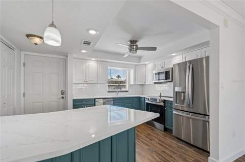 4575 Cove Circle #101, St Petersburg FL - photo 6 of 6