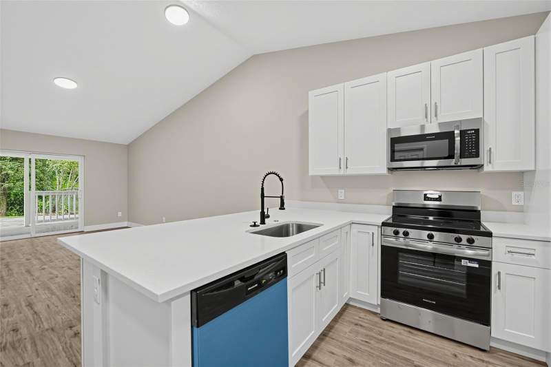 2 bedroom Half Duplex at 583 Bablonica Drive, Willowbrook Cove, Orlando — photo 2