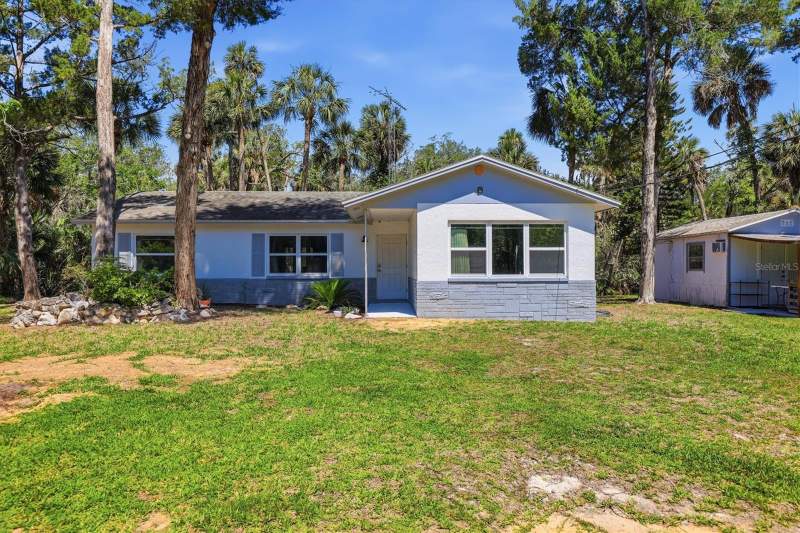 3 bedroom Single Family Residence at 6244 Colony Circle, Palm Grove Colony, Weeki Wachee — photo 2