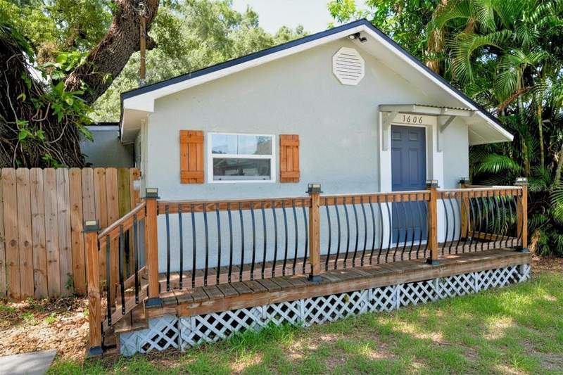 1606 E OSBORNE AVENUE home for sale in Peeler Heights