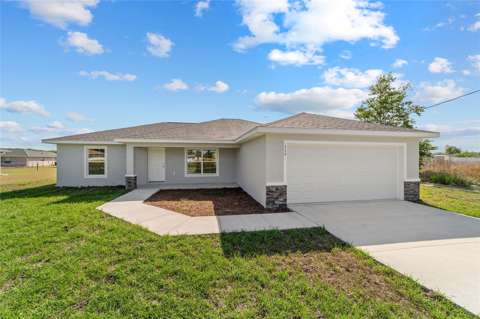 349 Malauka Loop, starter home for sale in Ocklawaha