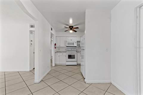 5923 Yorkshire Road, Tampa FL - photo 10 of 47