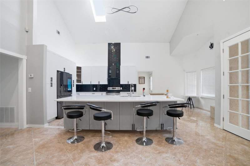 4 bedroom Single Family Residence at 2054 Palm Vista Drive, Palms Sec 01, Apopka — photo 5