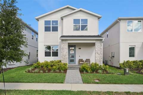 1717 Crowncrest Drive, home for sale in Apopka 32703