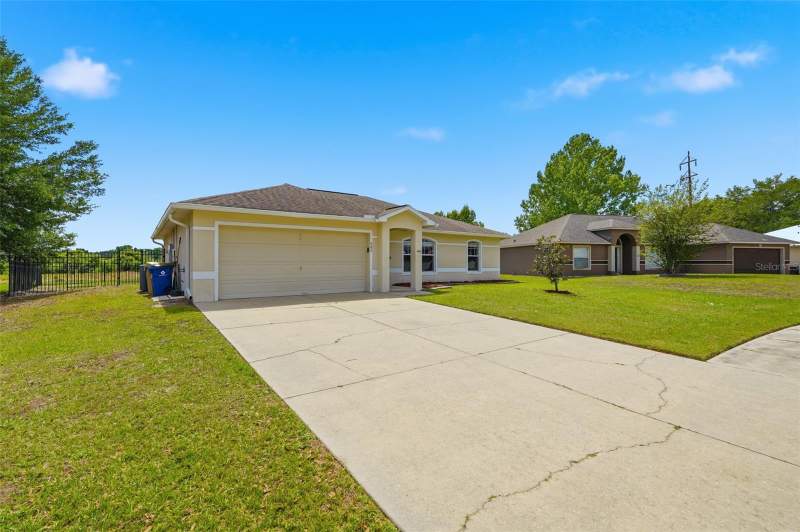 3 bedroom Single Family Residence at 502 Timber Run Lane, Village Estates Lt 01 Orb 2125 P, Groveland — photo 2